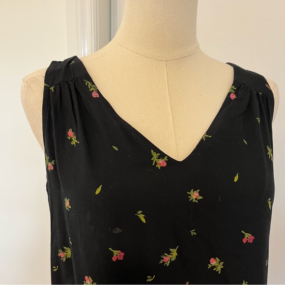 Old Navy Floral Dress Size M Summer Casual Regular Fit Ladies Flower Pattern - Picture 5 of 8